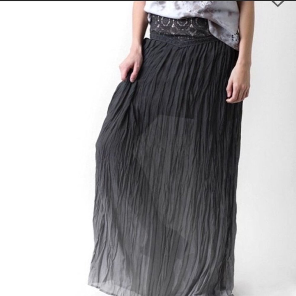 GIMMICKS by BKE boho ombre skirt